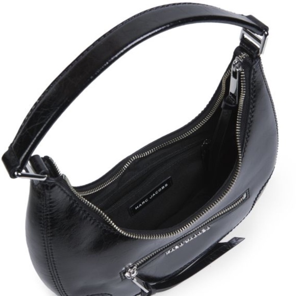 BNWT Marc Jacobs Black Leather Crescent Bag - Picture 3 of 7